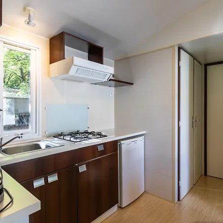 Mobilhome Du Soleil Дом отдыха Saint-Pompont